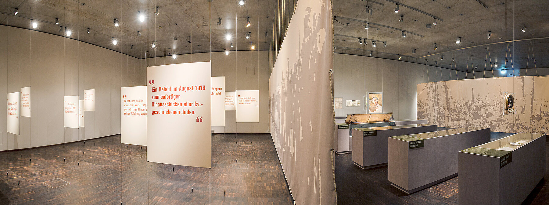 Blick in die Ausstellung »Krieg! Juden zwischen den Fronten 1914-1918« © Franz Kimmel