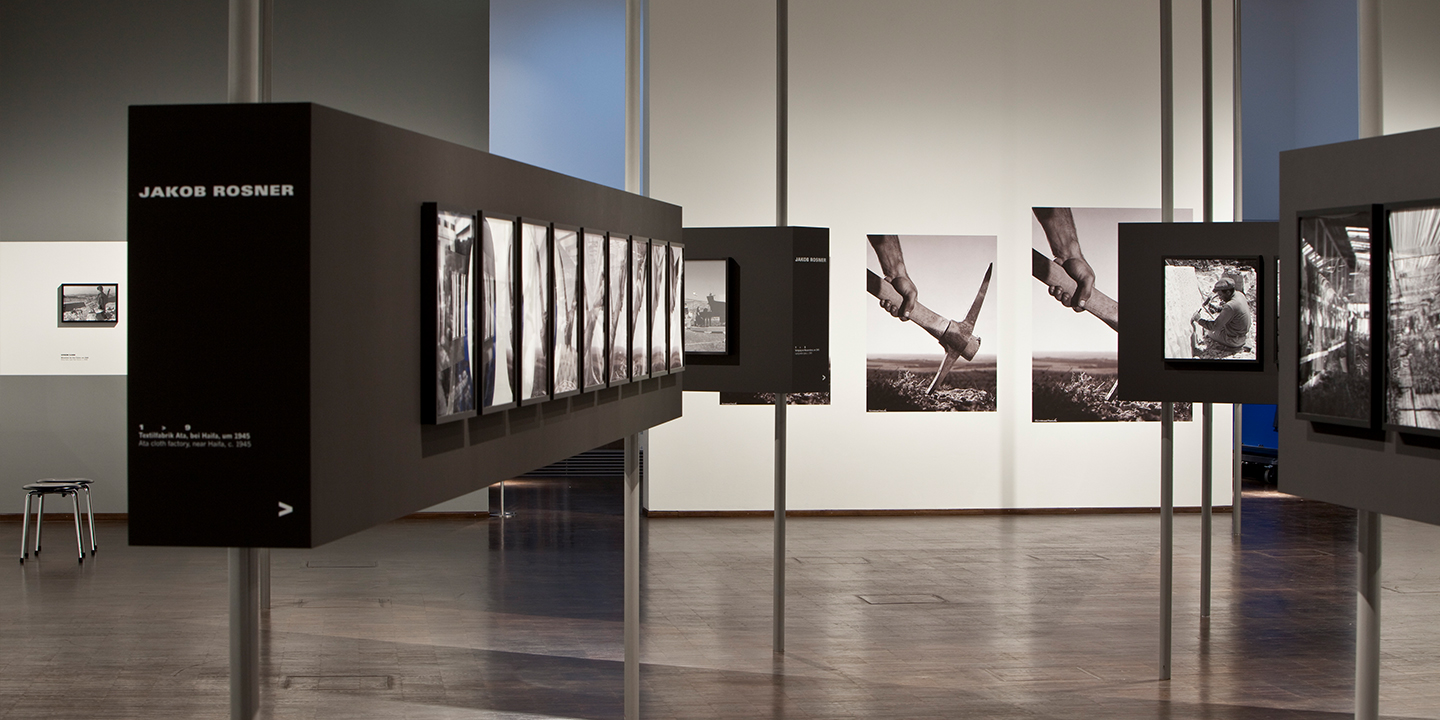 Blick in die Ausstellung »Unbelichtet. Münchner Fotografen im Exil« © Franz Kimmel